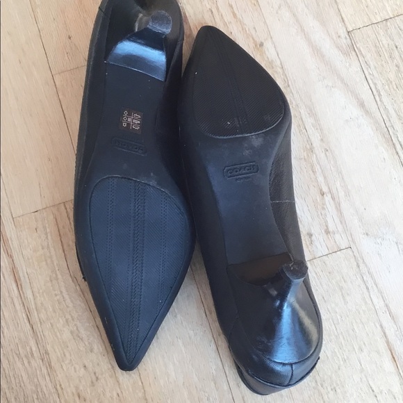 Coach Black Leather Winnie Pumps Sz8.5 - Picture 5 of 6
